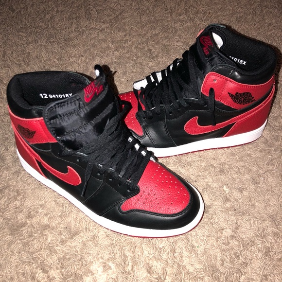 nike bred 1s